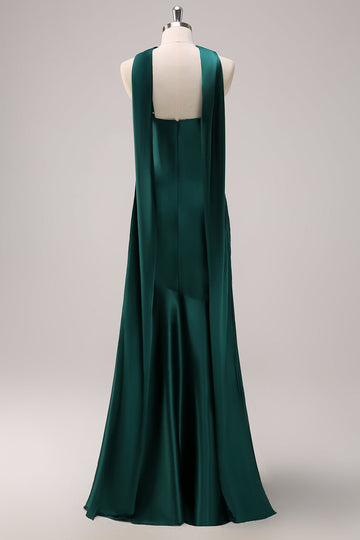 Vestido de dama de honor de sirena de satén halter verde oscuro